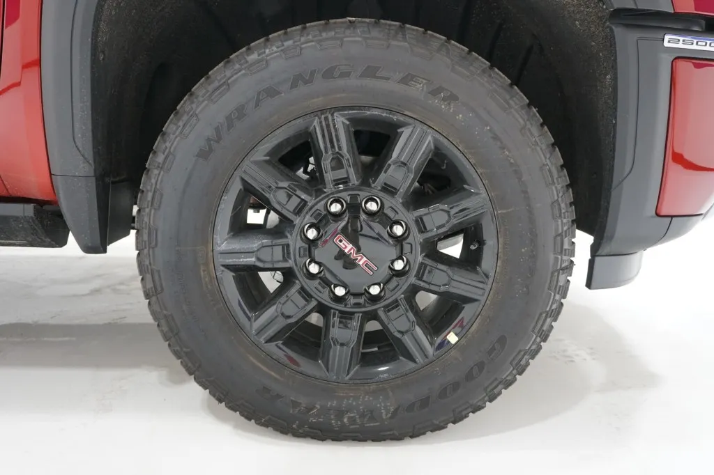 2026 GMC Sierra 2500HD AT4