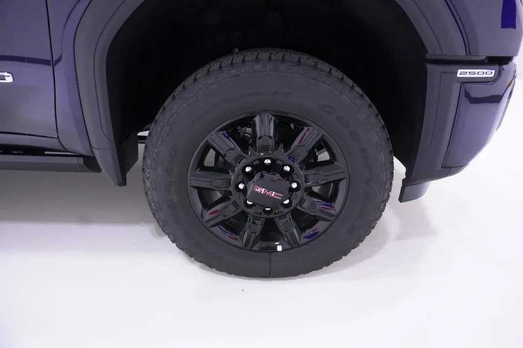 2026 GMC Sierra 2500HD AT4