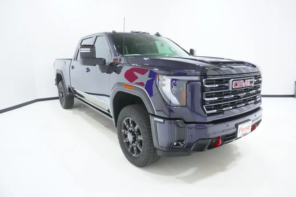 2026 GMC Sierra 2500HD AT4