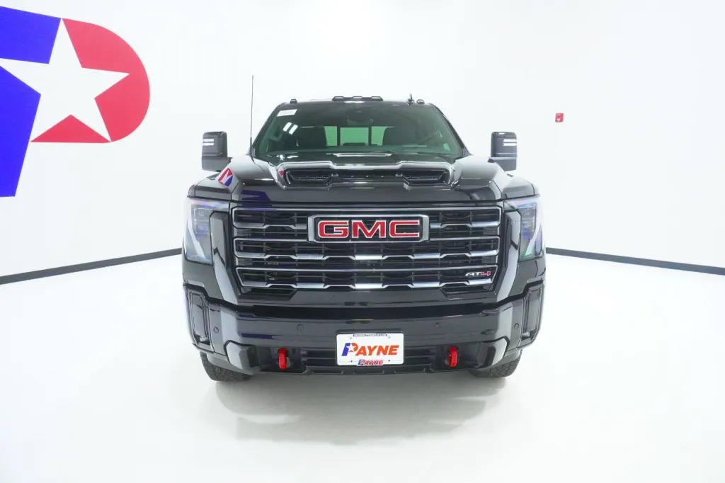 2026 GMC Sierra 2500HD AT4
