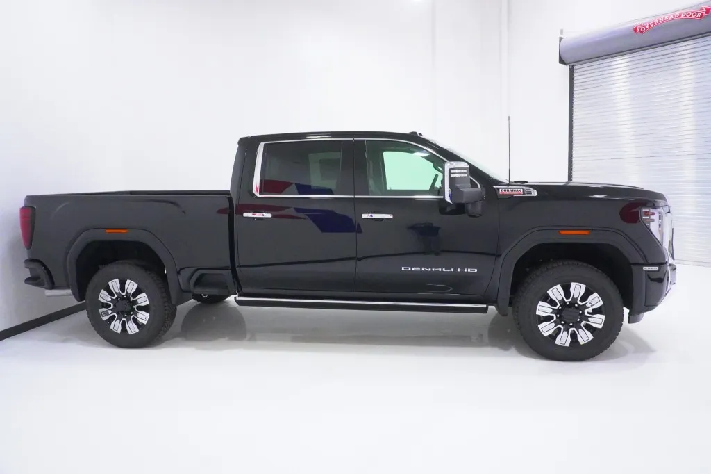 2026 GMC Sierra 2500HD Denali