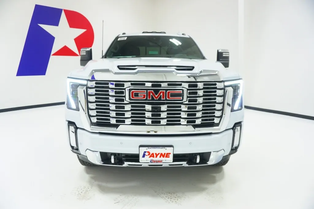 2026 GMC Sierra 2500HD Denali