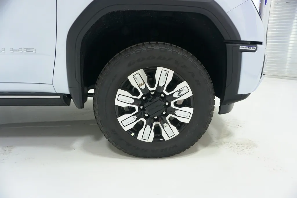 2026 GMC Sierra 2500HD Denali