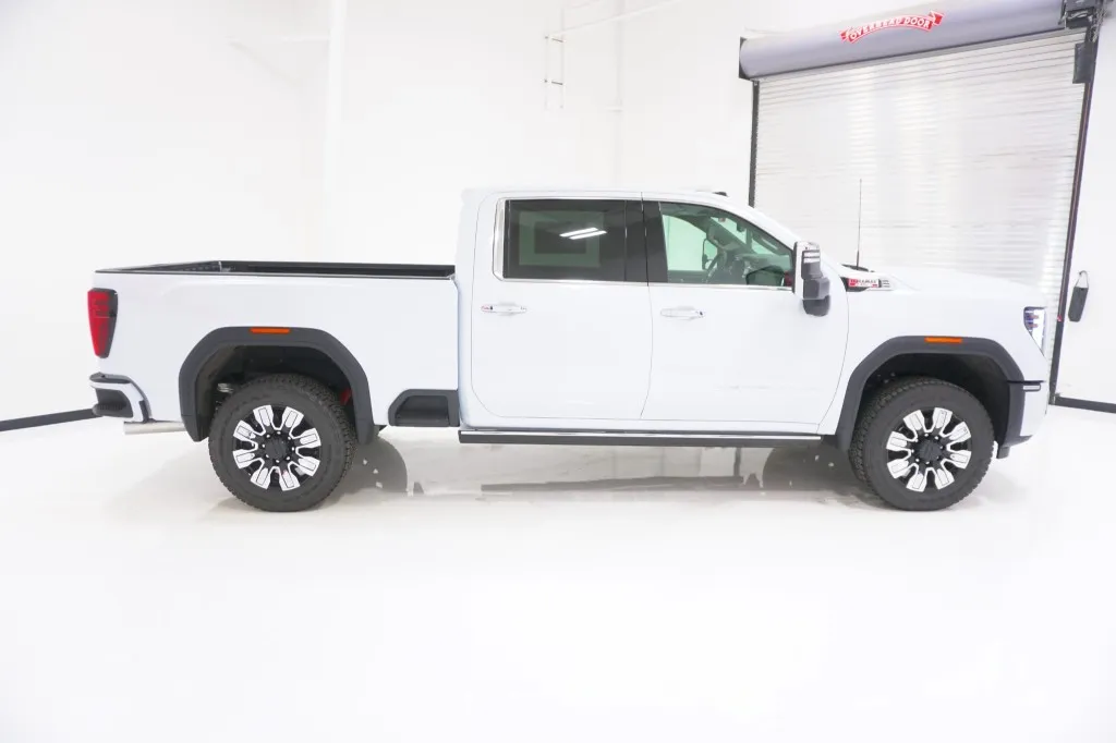 2026 GMC Sierra 2500HD Denali