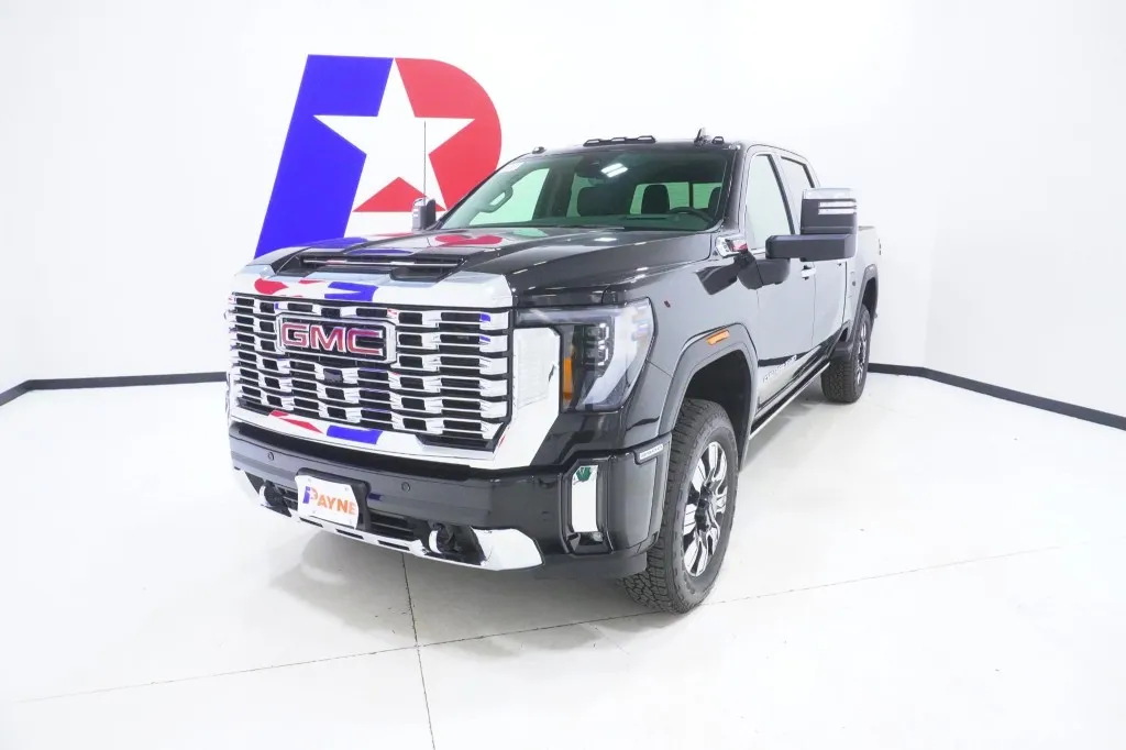 2025 GMC Sierra 2500HD Denali