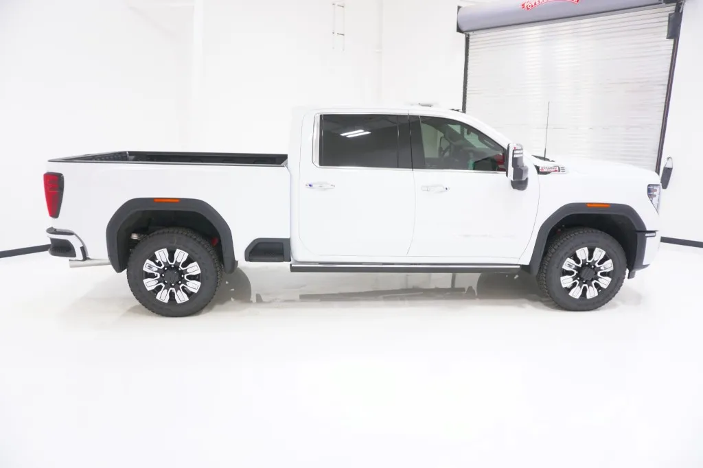 2026 GMC Sierra 2500HD Denali