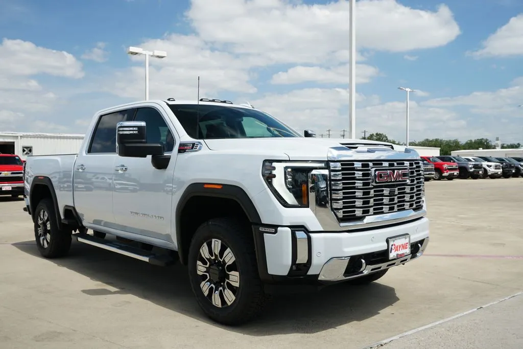 2026 GMC Sierra 2500HD Denali