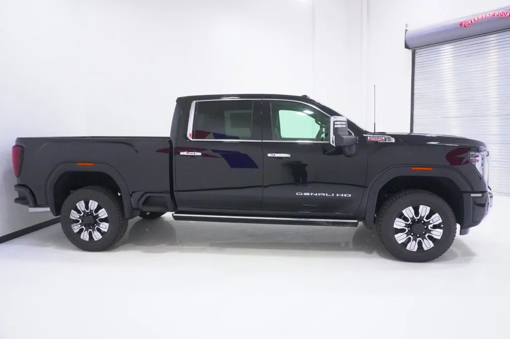 2026 GMC Sierra 2500HD Denali