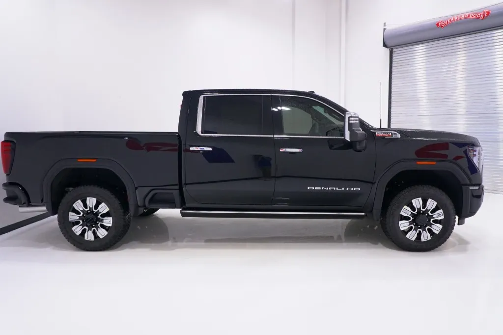 2026 GMC Sierra 2500HD Denali