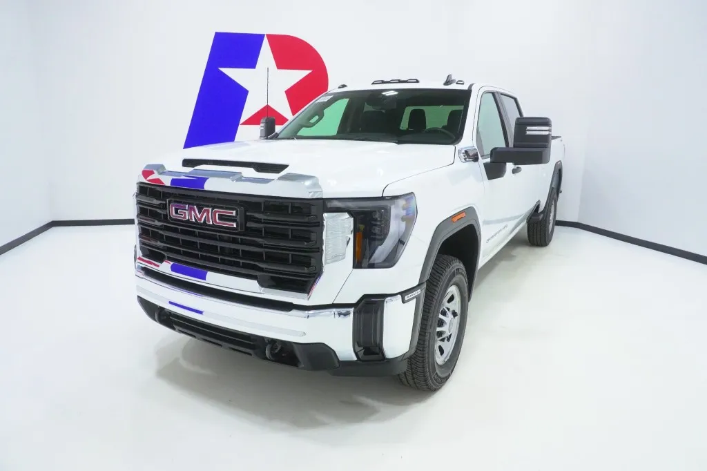 2026 GMC Sierra 3500HD Pro