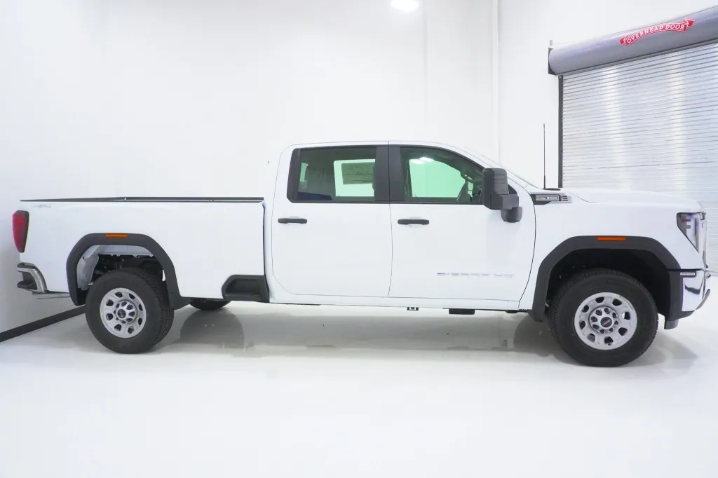2026 GMC Sierra 3500HD Pro