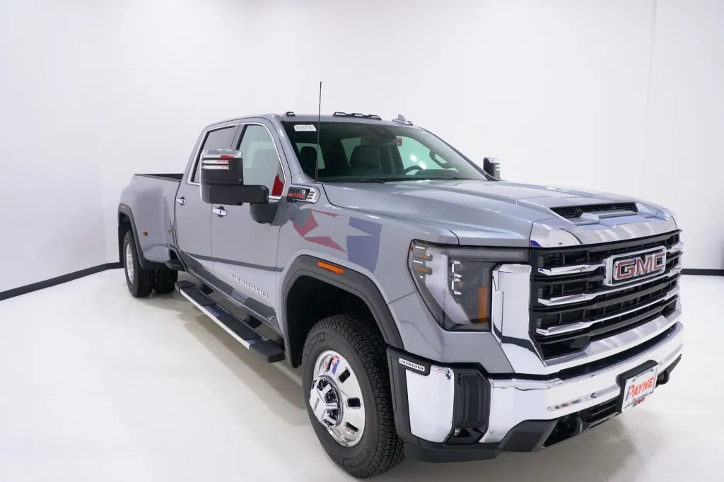 2026 GMC Sierra 3500HD SLT