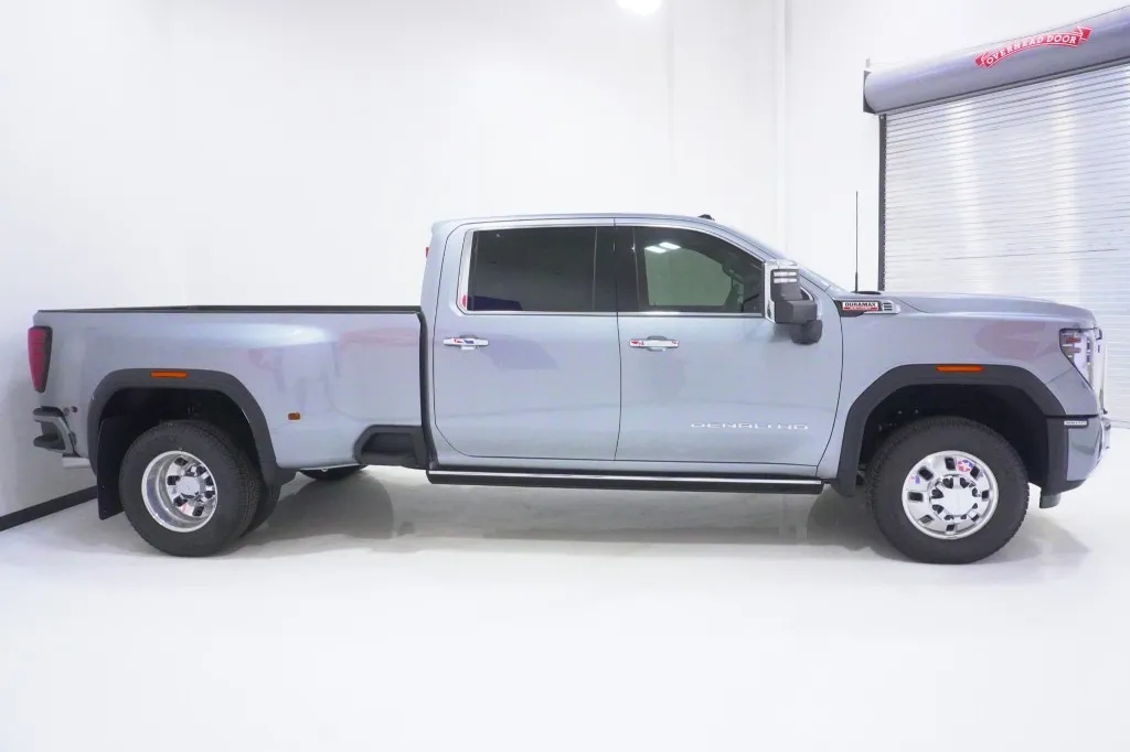 2026 GMC Sierra 3500HD Denali