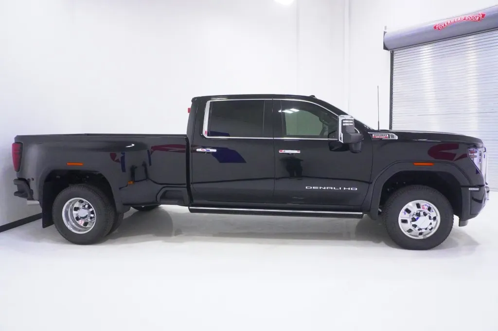2026 GMC Sierra 3500HD Denali