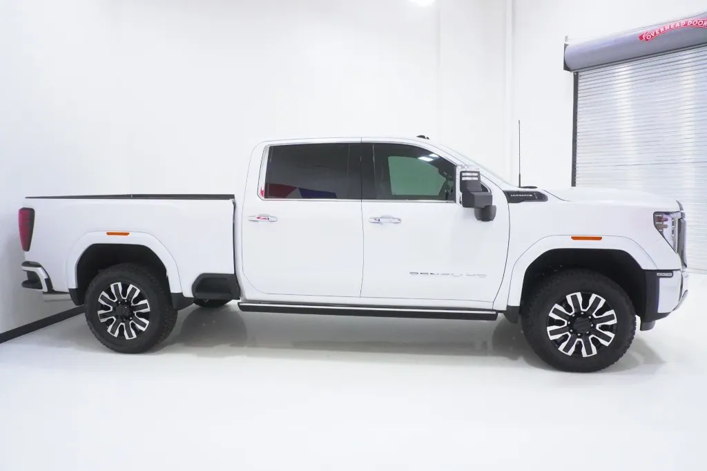 2025 GMC Sierra 2500HD Denali Ultimate