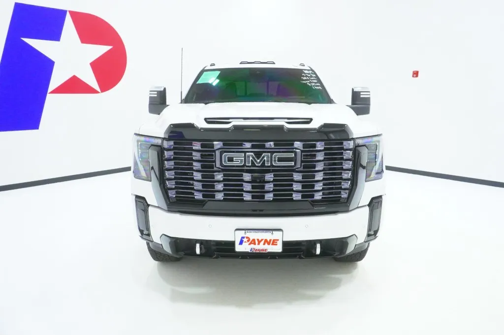 2025 GMC Sierra 2500HD Denali Ultimate