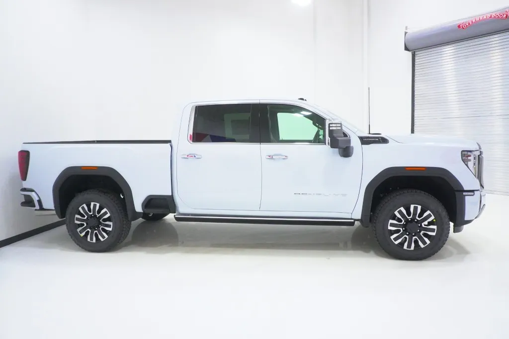 2026 GMC Sierra 2500HD Denali Ultimate