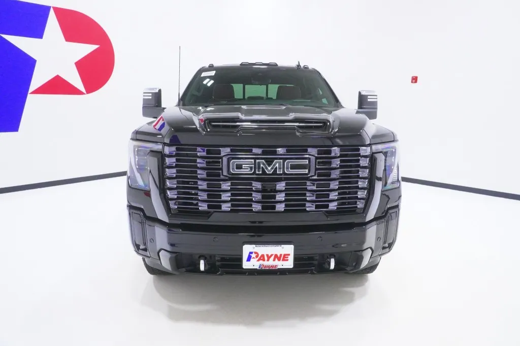 2026 GMC Sierra 2500HD Denali Ultimate