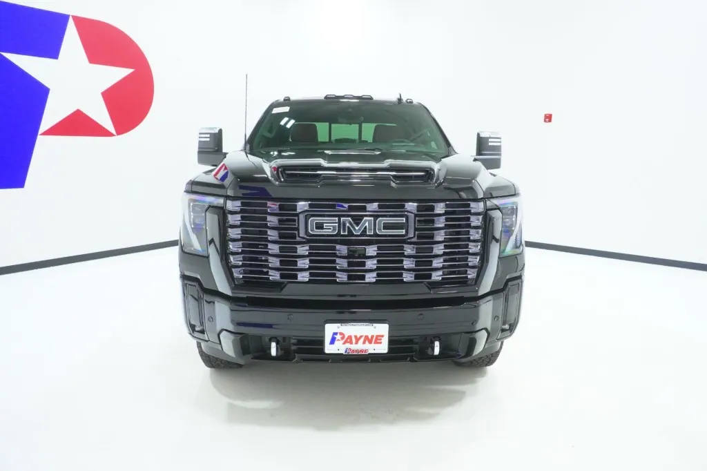 2026 GMC Sierra 2500HD Denali Ultimate