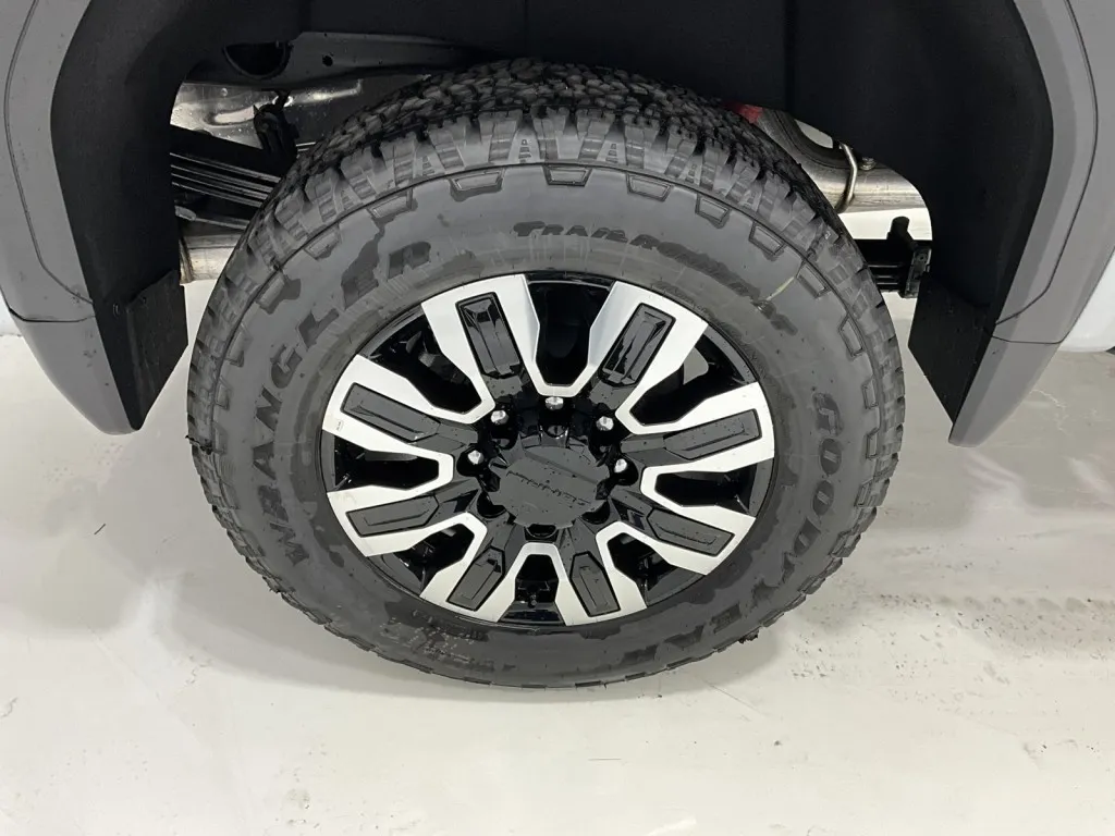 2026 GMC Sierra 2500HD Denali Ultimate