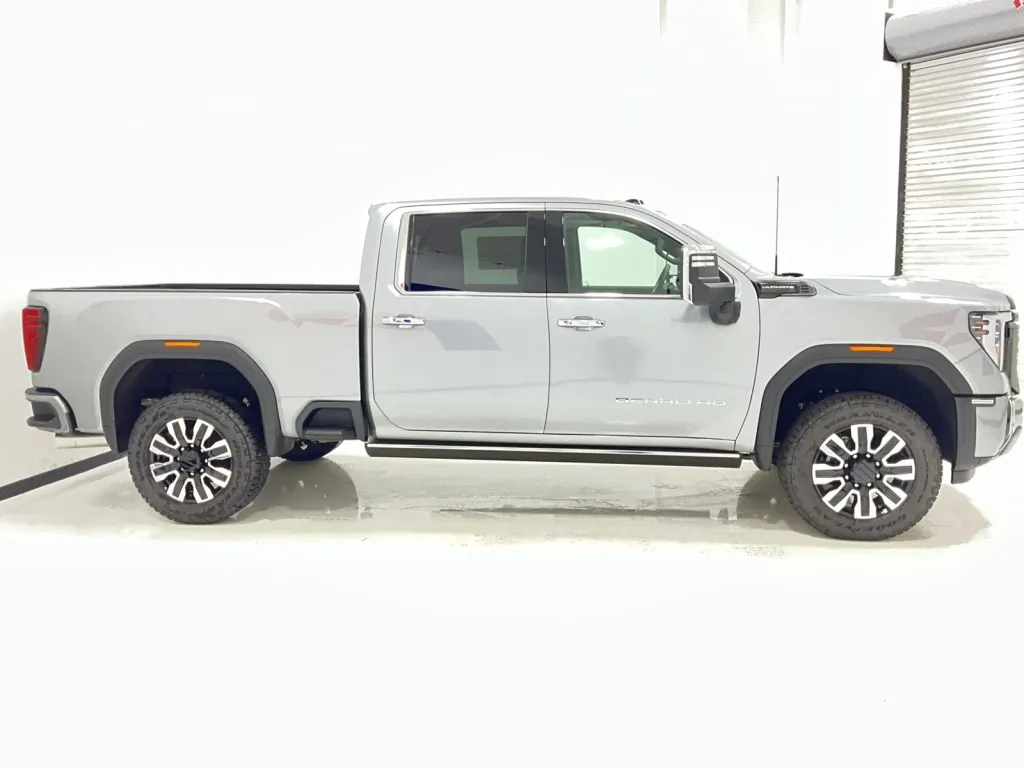 2026 GMC Sierra 2500HD Denali Ultimate