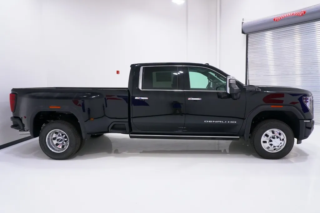2026 GMC Sierra 3500HD Denali Ultimate