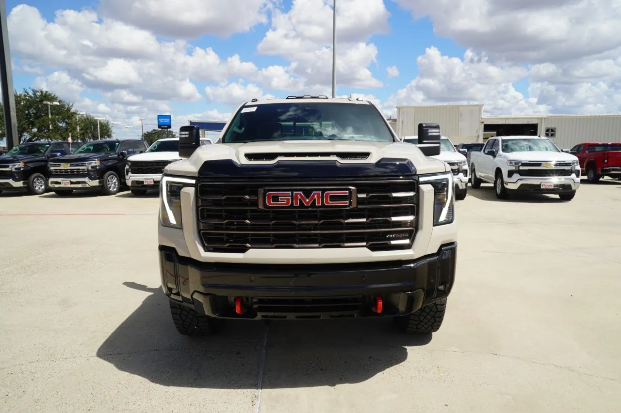 2026 GMC Sierra 2500HD AT4X