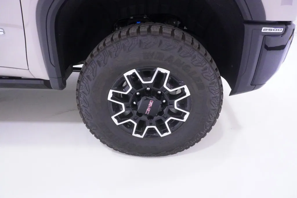 2026 GMC Sierra 2500HD AT4X