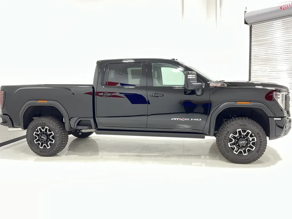 2026 GMC Sierra 2500HD AT4X