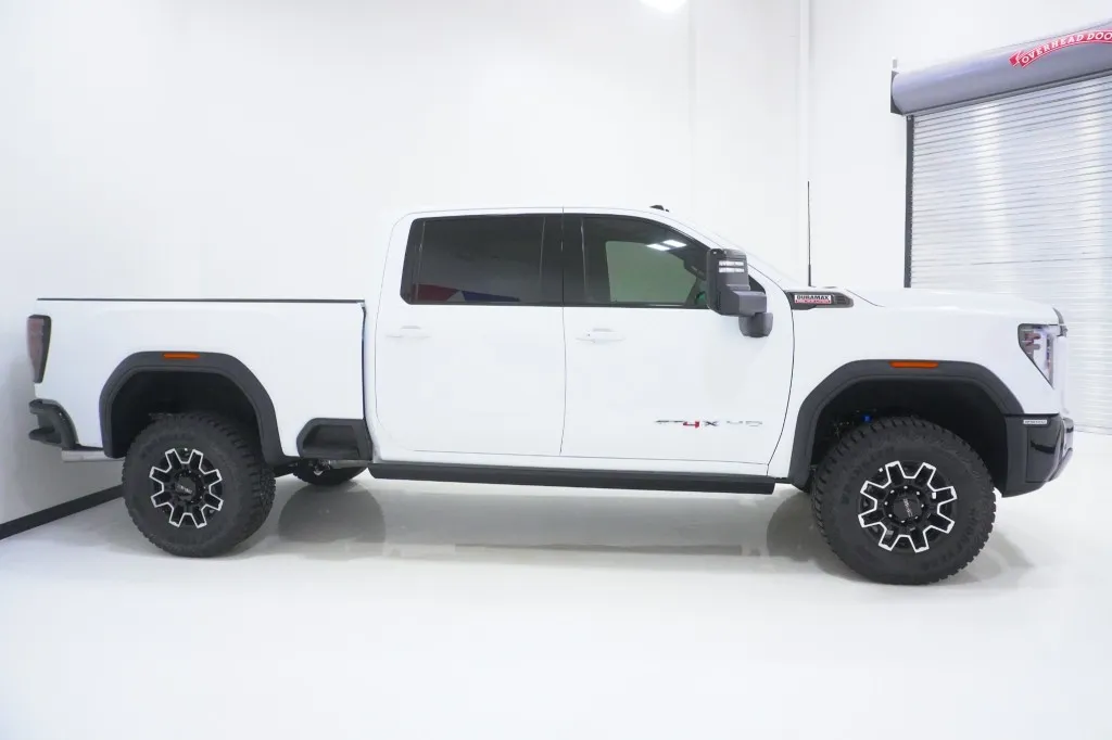 2026 GMC Sierra 2500HD AT4X