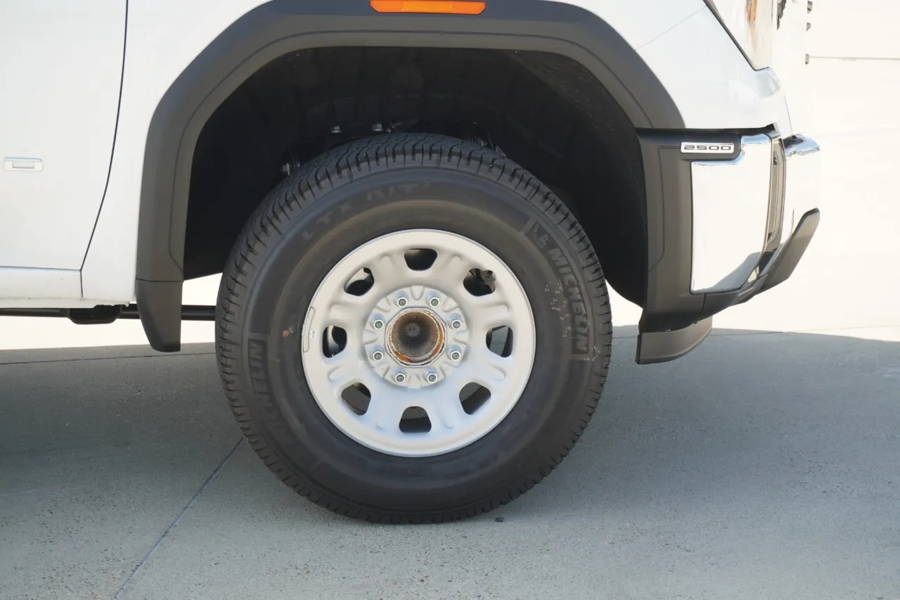 2026 GMC Sierra 2500HD Pro