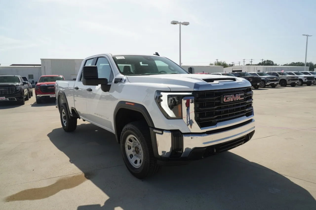 2026 GMC Sierra 2500HD Pro