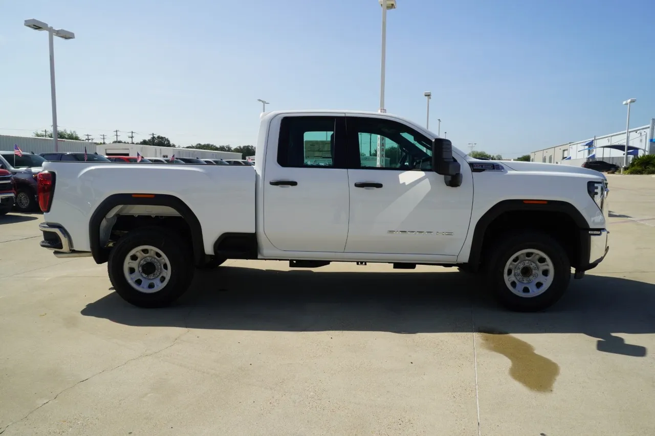 2026 GMC Sierra 2500HD Pro