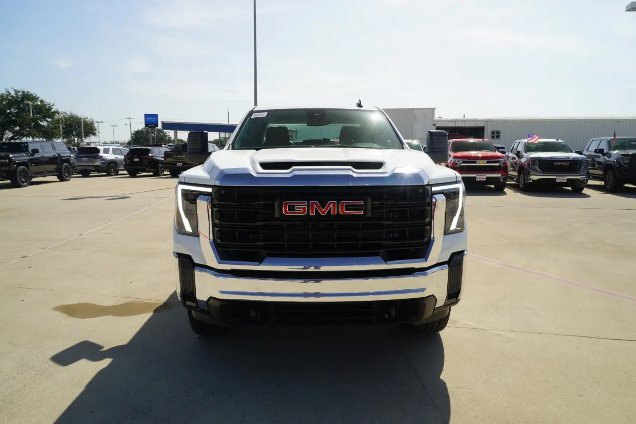 2026 GMC Sierra 2500HD Pro