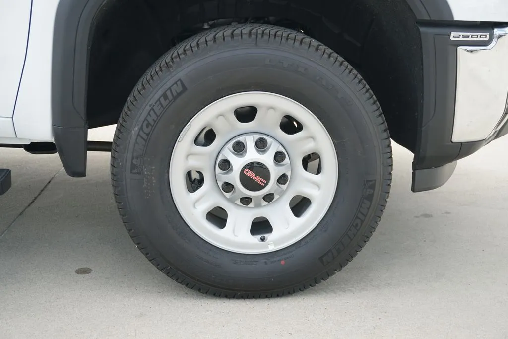 2026 GMC Sierra 2500HD Pro