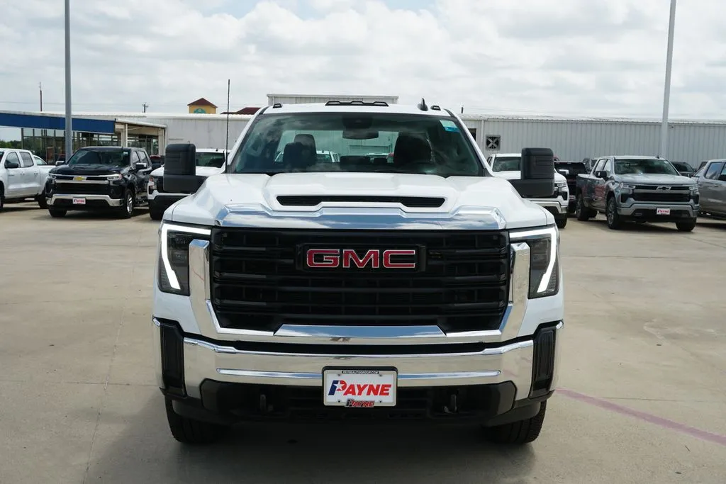 2026 GMC Sierra 2500HD Pro