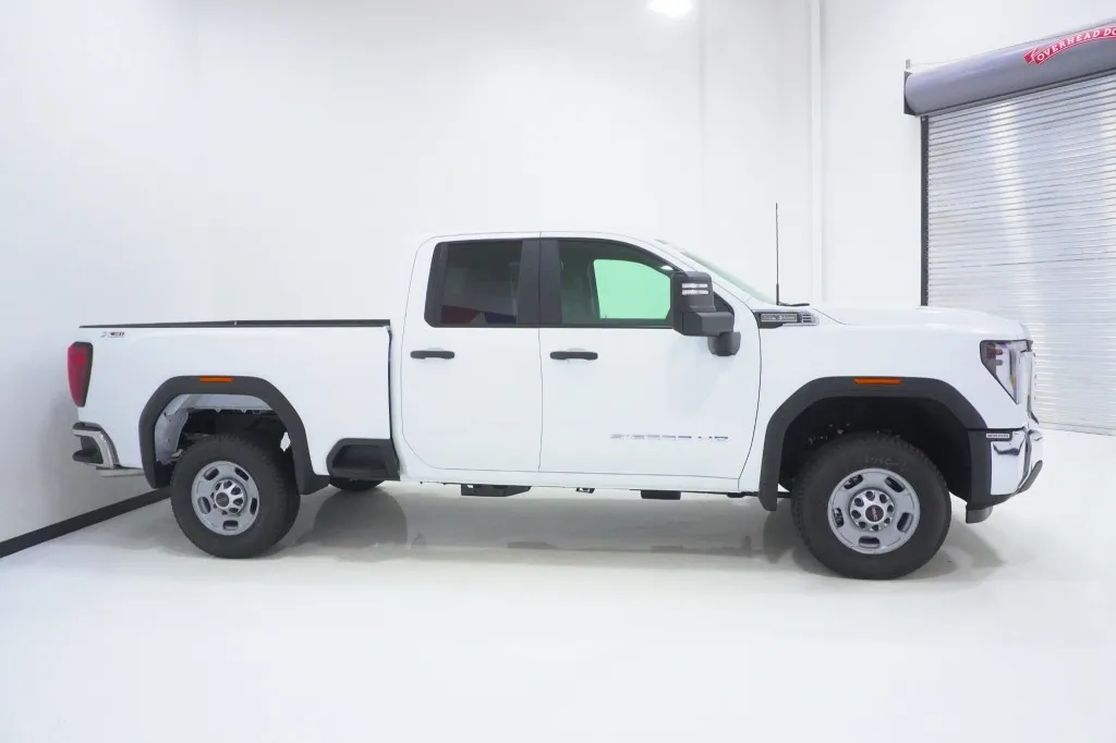 2026 GMC Sierra 2500HD Pro