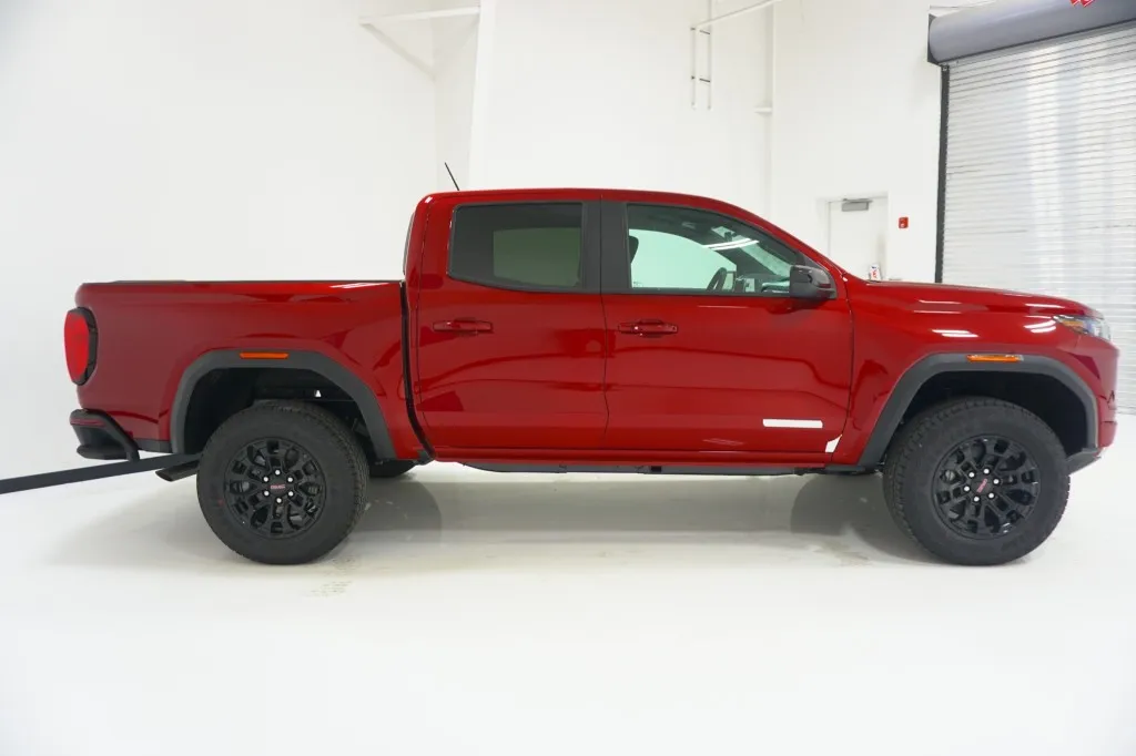 2026 GMC Canyon 2WD Elevation