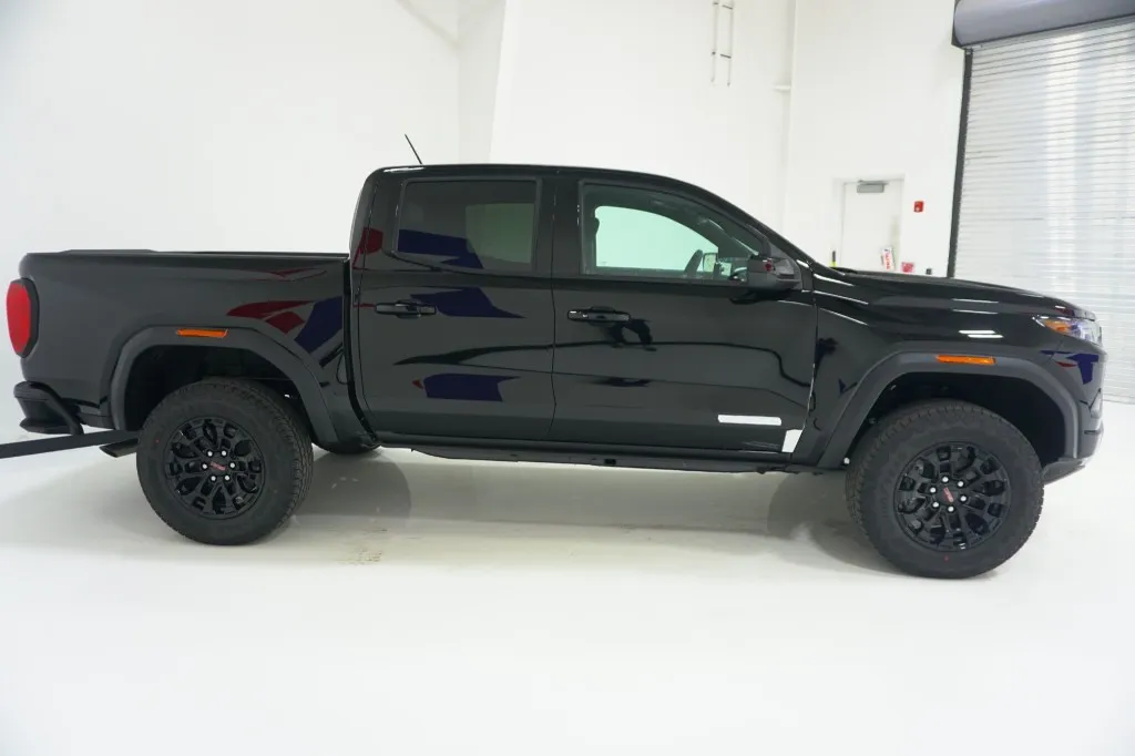 2026 GMC Canyon 2WD Elevation
