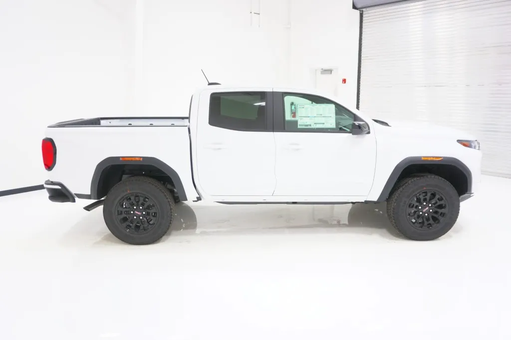 2026 GMC Canyon 2WD Elevation