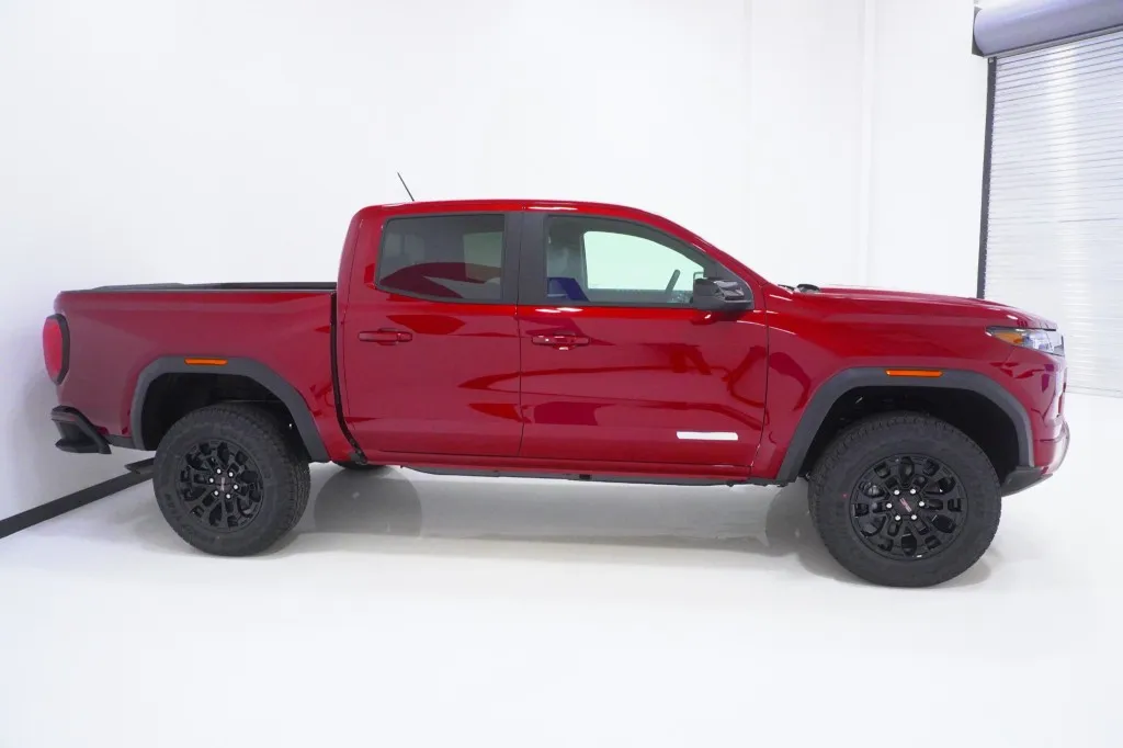 2026 GMC Canyon 2WD Elevation