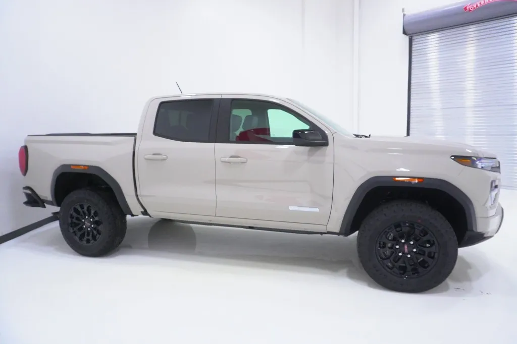 2026 GMC Canyon 2WD Elevation