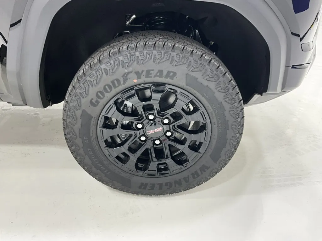 2026 GMC Canyon 2WD Elevation