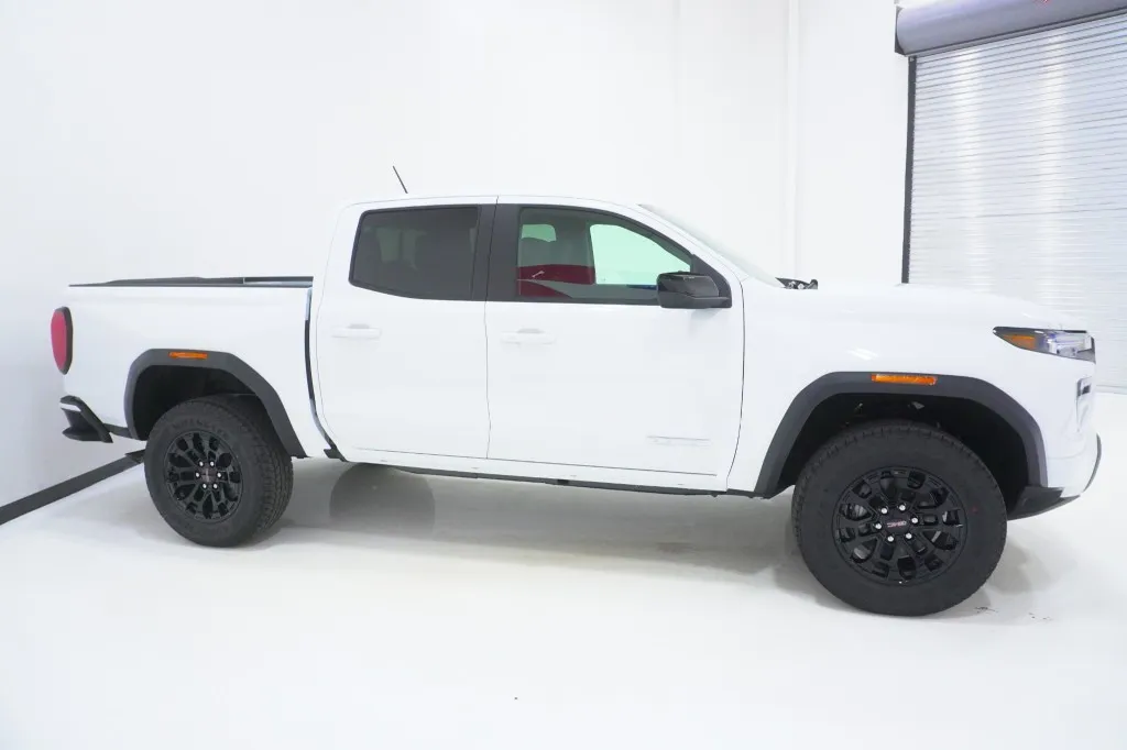 2026 GMC Canyon 2WD Elevation