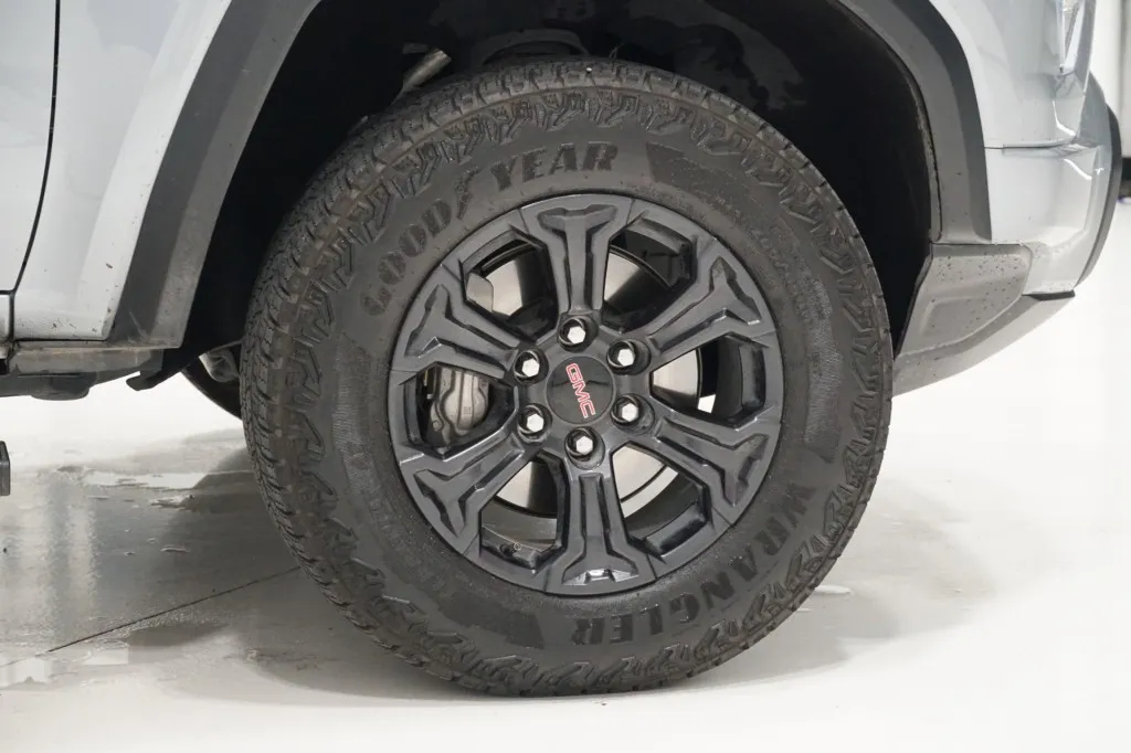 2025 GMC Canyon 2WD Elevation