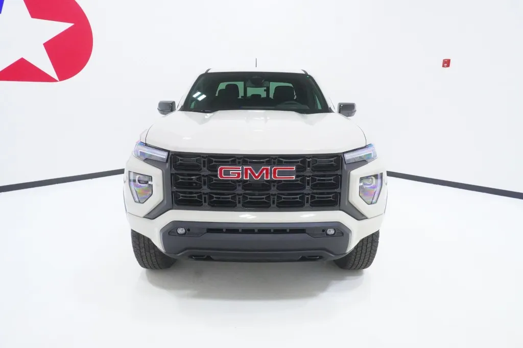 2026 GMC Canyon 2WD Elevation