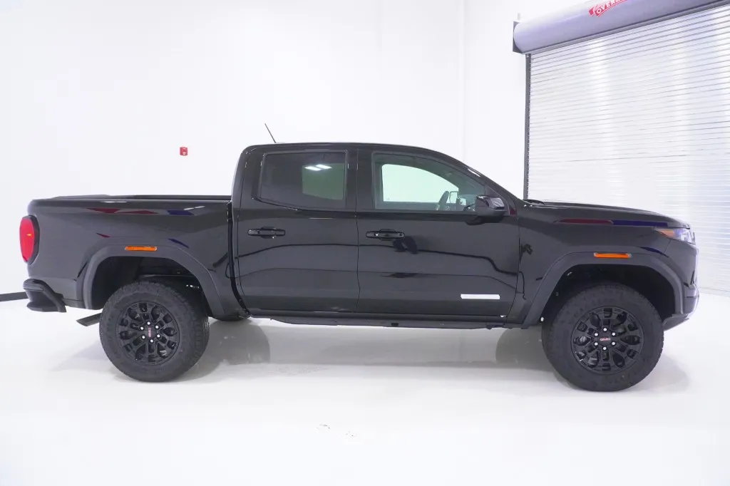 2026 GMC Canyon 2WD Elevation