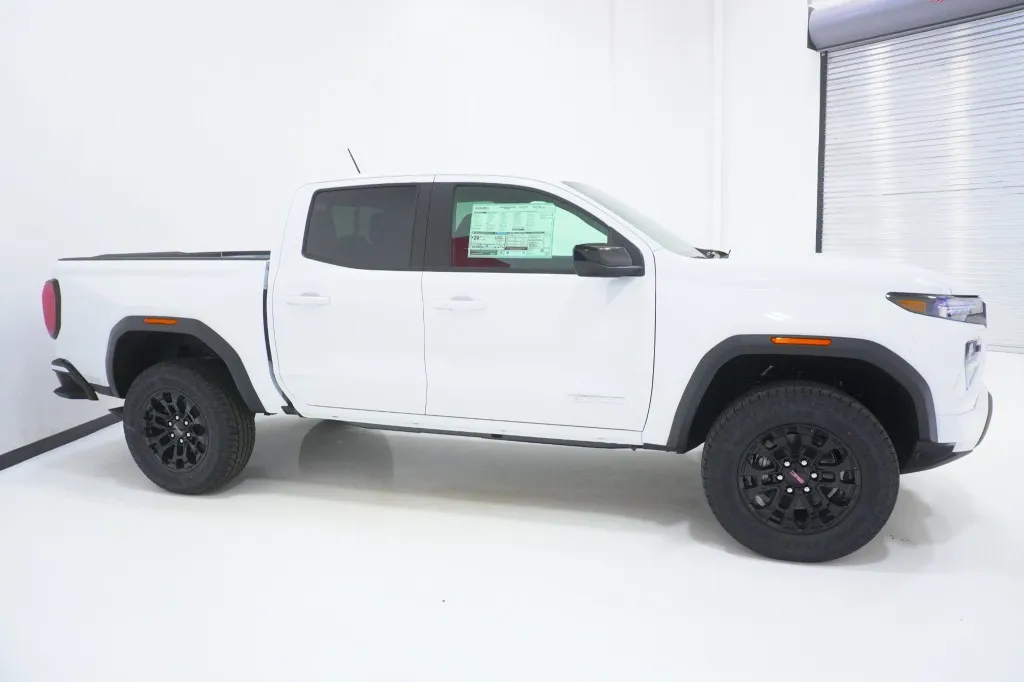 2026 GMC Canyon 2WD Elevation
