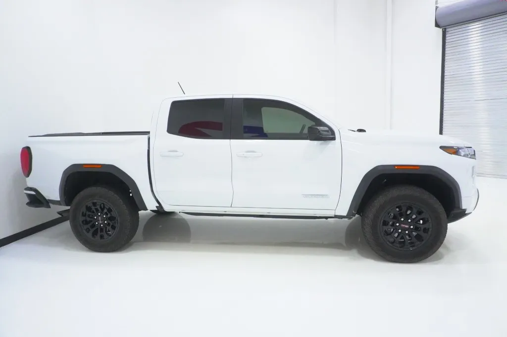 2026 GMC Canyon 2WD Elevation 2026 GMC Canyon 2WD Elevation