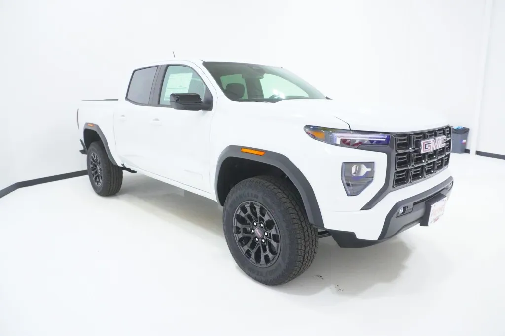 2026 GMC Canyon 2WD Elevation